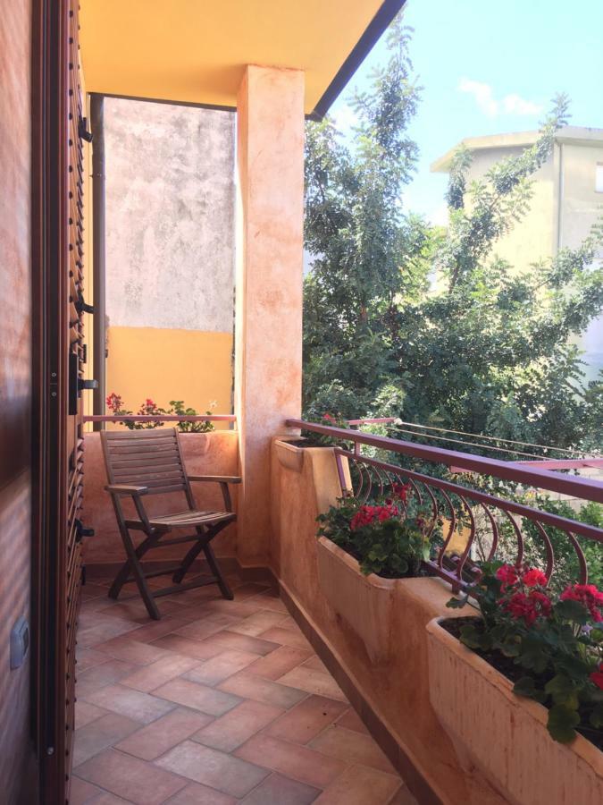 Casa Elena Lejlighed Dorgali Eksteriør billede